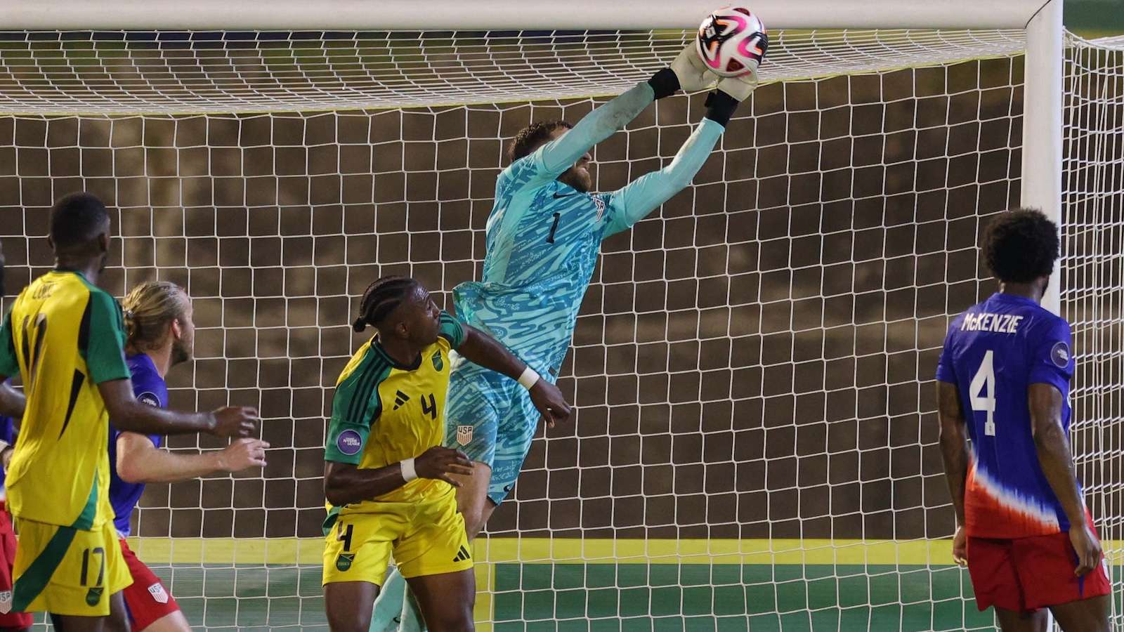 在这个充满 在这个充满